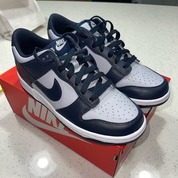 Nike Dunk Low - Picture 1 of 3